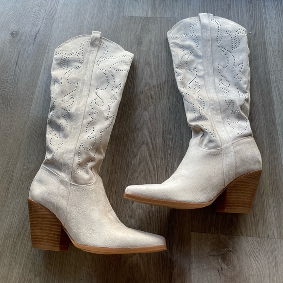 Billini Shoes - billini celara cream suede tall western stud cowgirl boots size 9 new